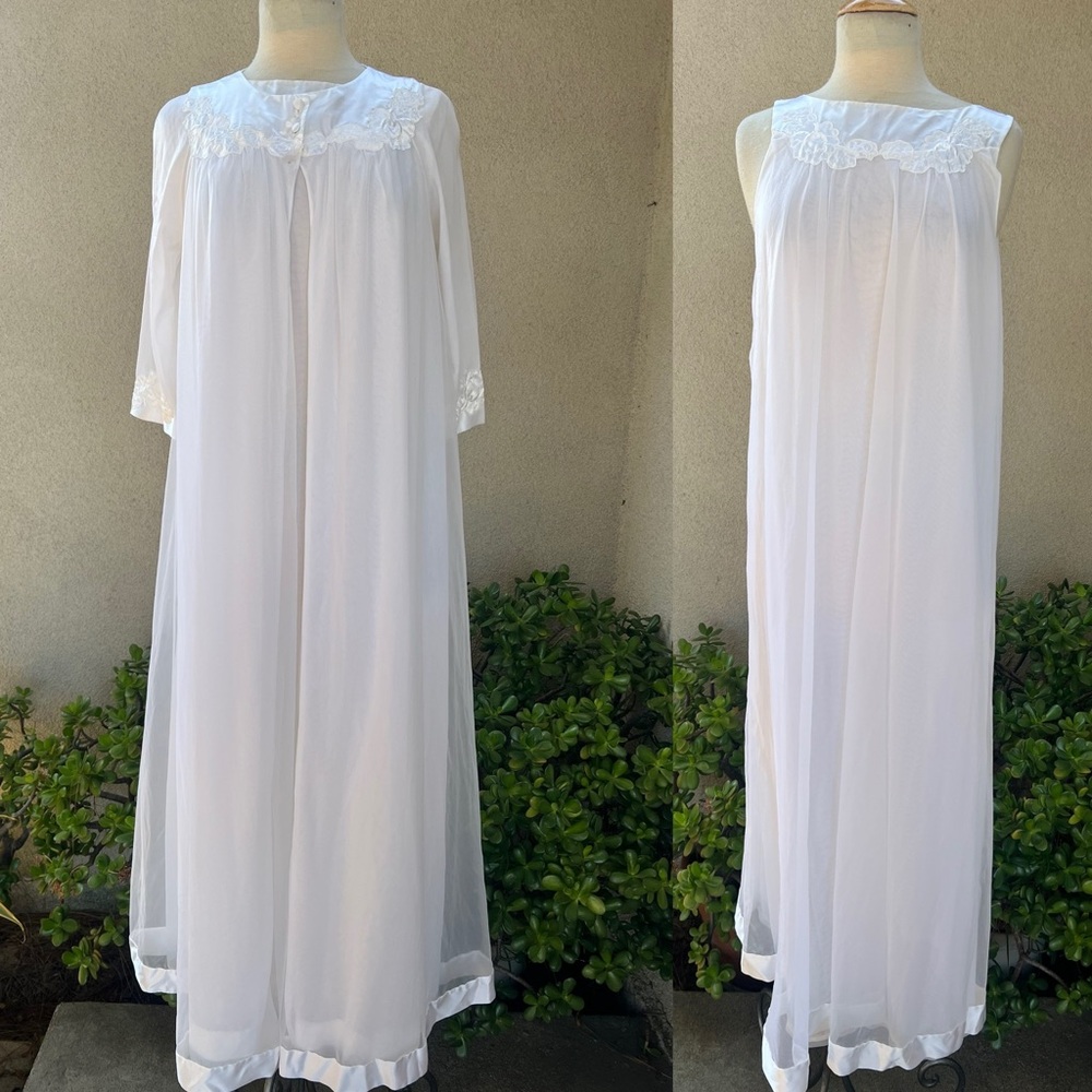 Vintage peignoir lingerie set long robe gown chiffon white nylon S/M Gossard